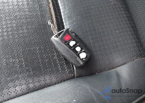 2013 Hyundai Santa Fe Sport 2.0T z USA, uszkodzony, nr VIN 5XYZWDLA0DG044291